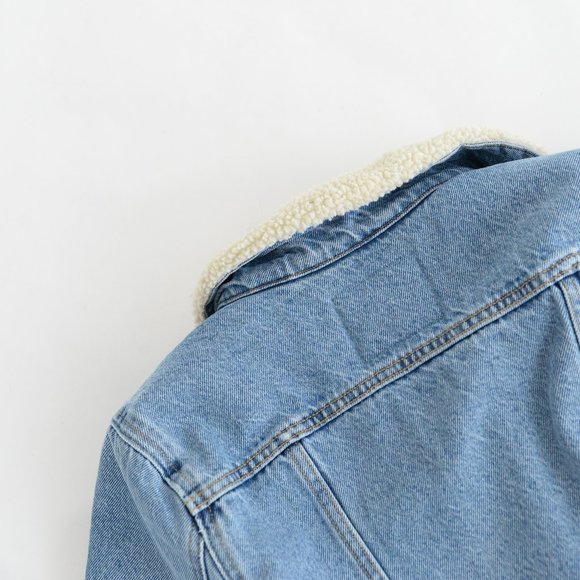 💙Levis Ex-Boyfriend Sherpa Trucker Denim Jean Jacket Size M💙 - Picture 9 of 13